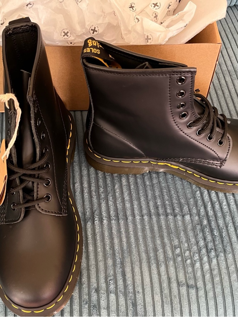 NEW Dr. Martens Black Classic Boots Yellow Stitching womens 8 mens 9 womens